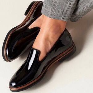 Clarks 7.5M Frida Black Patent Loafer